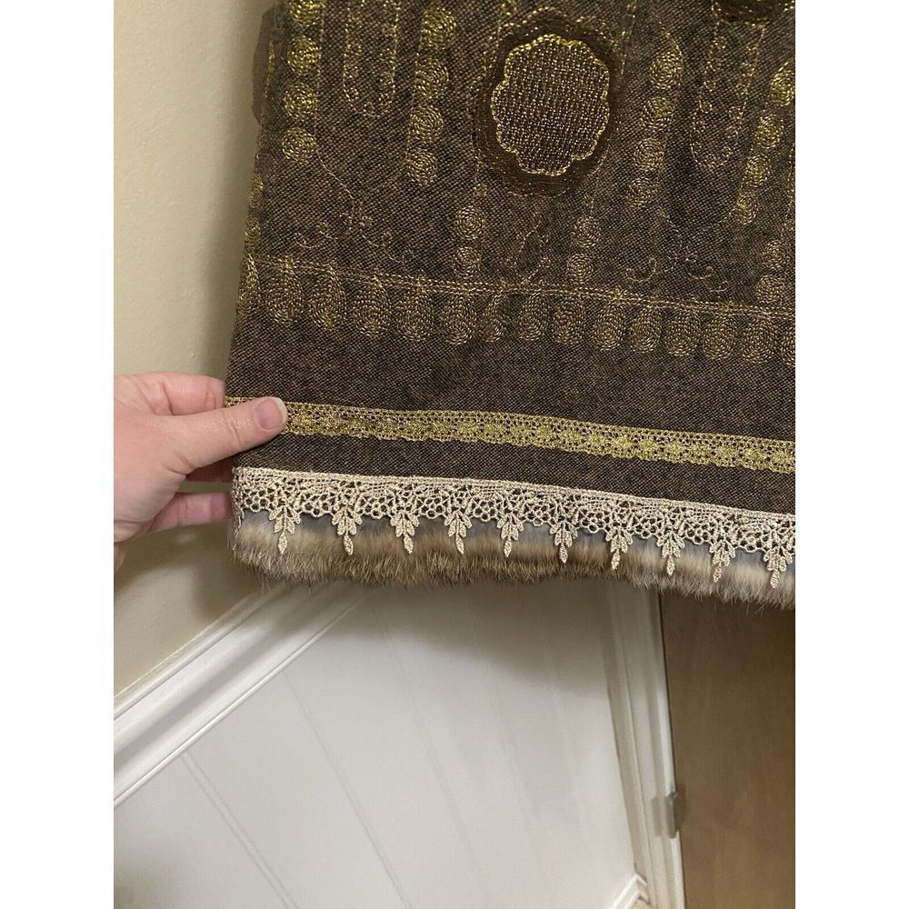Peter Nygard Wool Embroidered Brocade Textured Skirt Removable Fur Trim Size 10 - Picture 5 of 16